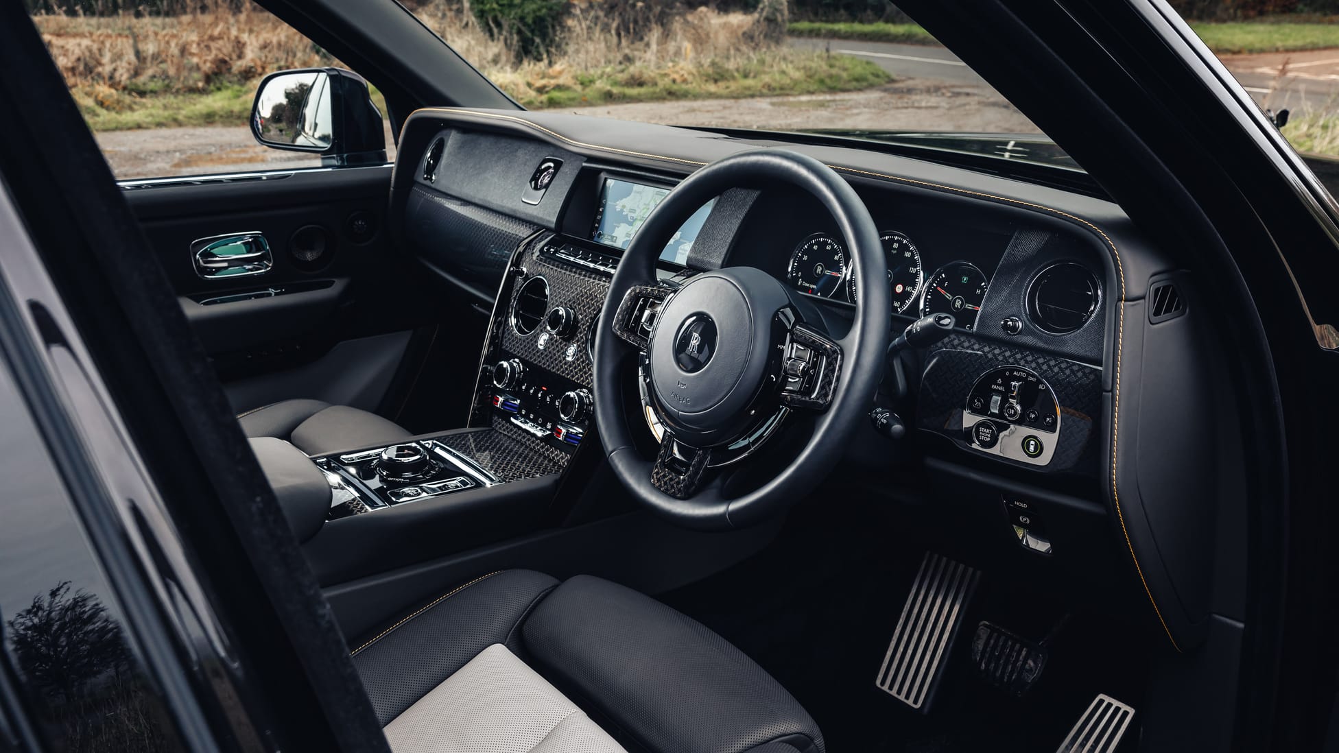 Rolls Royce Cullinan Interior Layout Technology Top Gear rolls-royce-cullinan-interior-layout-technology-top-gear
